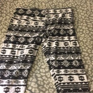 Black and white tribal leggings